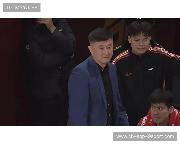 杜锋新赛季奇兵？广东2米05锋线成功升级再砍22分，杜锋在广东球衣号码