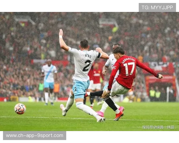 滕哈格下课不冤？勒沃库森9人坚持取首胜3-1，勒沃库森29号哈维茨